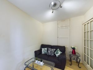 living area - click for photo gallery